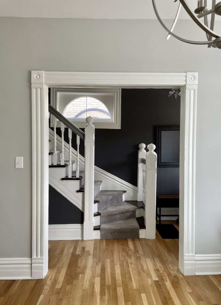 What Color Trim Goes With Repose Gray Walls?: Perfect Pairings